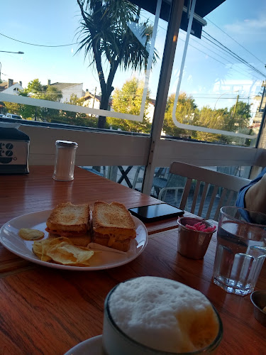 Opinii despre Coco Cafe Mdp în Mar del Plata - Gastronomía y hostelería