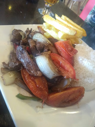 Blvd. 120 1490, B1900 La Plata, Provincia de Buenos Aires