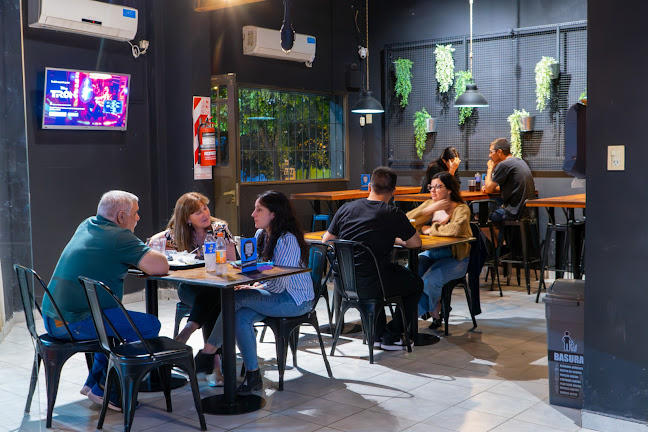 Cabo Blanco fast food