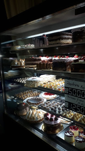 Av. Fortunato de la Plaza 4094, B7600 Mar del Plata, Provincia de Buenos Aires