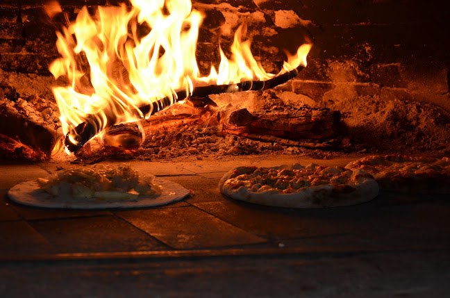 Plan B - Pizzeria Horno a Leña - Gastronomía y hostelería