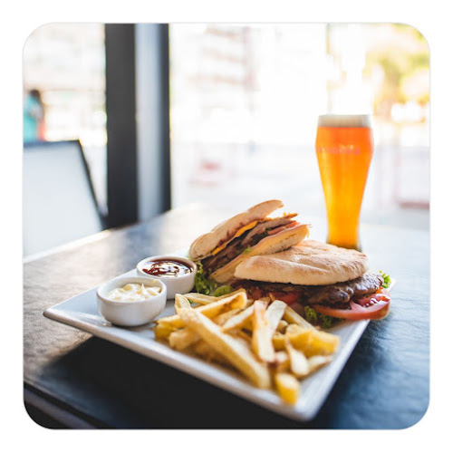 Comentarii opinii despre Flamingo