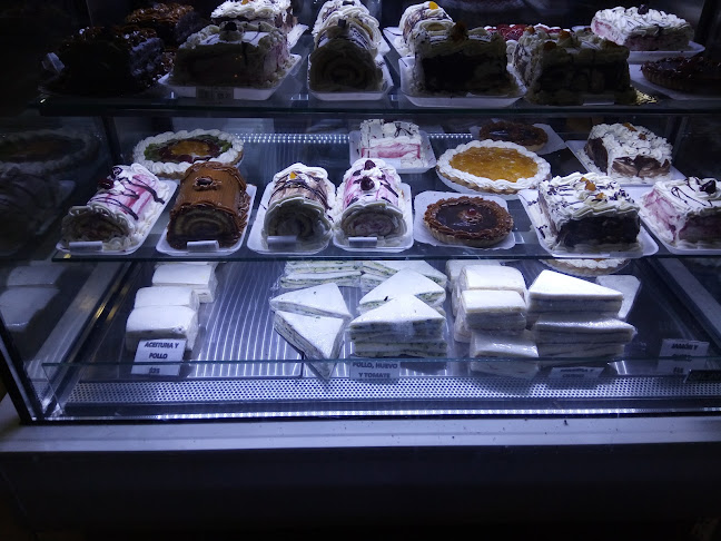 Frutillita helados/ cafe/ panaderia