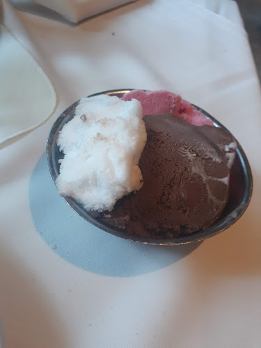 Comentarii opinii despre Brasas Argentinas Monte Grande PERMANECE CERRADO POR REFORMAS