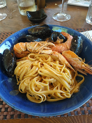 Opinii despre La Corona di Ichnos în Santa Fe - Gastronomía y hostelería