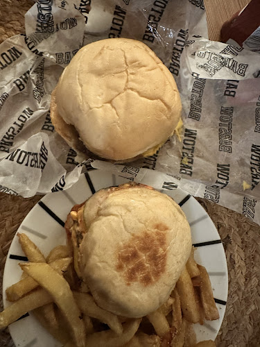 Nicolás Avellaneda 54, B1804 EOB, Provincia de Buenos Aires