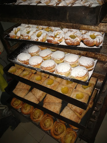 Opinii despre Panadería Y Confitería "Pueyrredón" în Rosario - Gastronomía y hostelería