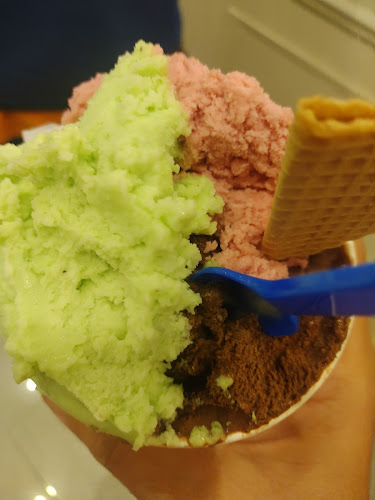 Comentarii opinii despre Amoratto Panes, Helados & Café