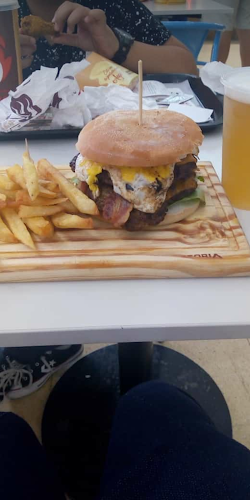Burger&Table - San Juan