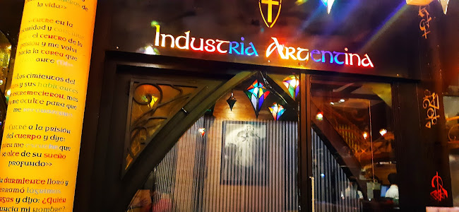 Comentarii opinii despre El Nazareno: Fábrica Familiar de Alfajores y Especialidades.