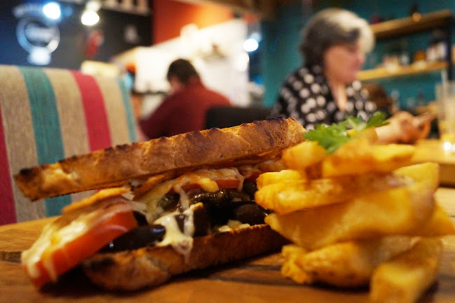 Bernardo de Irigoyen 308, B8109 Punta Alta, Provincia de Buenos Aires