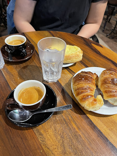 Opinii despre El Nazareno: Fábrica Familiar de Alfajores y Especialidades. în Córdoba - Gastronomía y hostelería