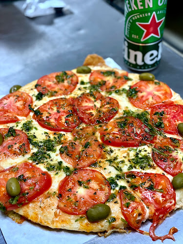 De Lara Pizzeria - Gastronomía y hostelería