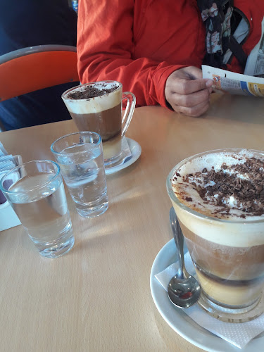 25 de Mayo 195, U9100 Trelew, Chubut