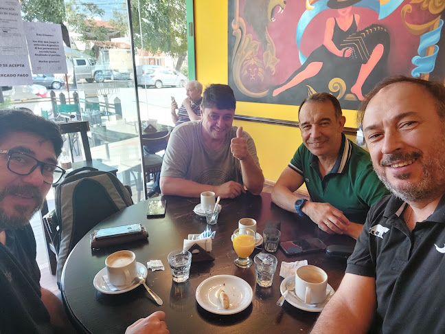 Comentarii opinii despre León Café Bar