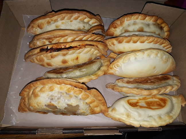 KIOSCO DE EMPANADAS Y PIZZAS