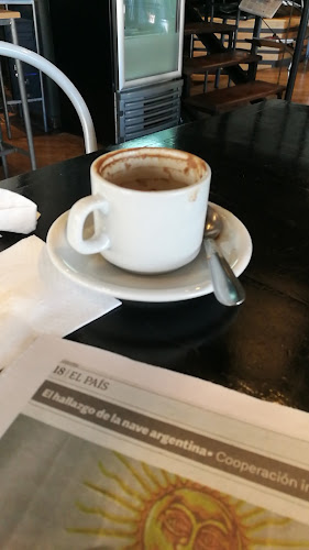 Av. Francia 1198, S2002QRQ Rosario, Santa Fe