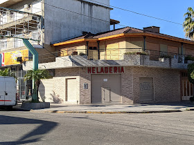 Pizzeria/Heladeria Crazy