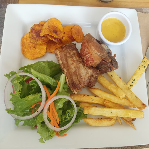 Calle Cusco S/n Miraflores, Cusipata 08225, Perú