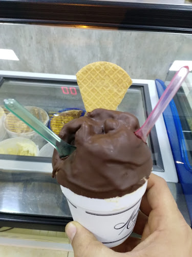 Opinii despre Heladería Manalu în Santa Fe de la Vera Cruz - Gastronomía y hostelería