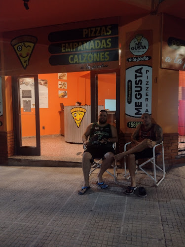 Pizzería Me Gusta: a la piedra - Gastronomía y hostelería