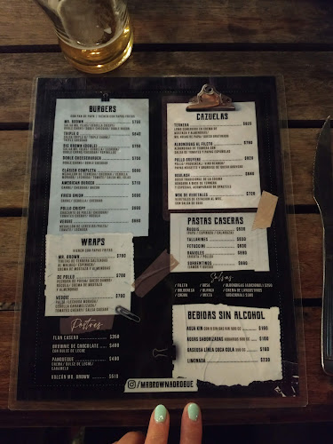 Opinii despre Mr. Brown Adrogue în Adrogué - Gastronomía y hostelería