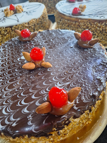 Confiteria Y Panaderia Santa Rosa