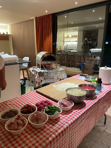 jhonnys pizza party - Rosario