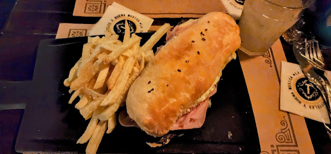 Comentarii opinii despre La Trampera Bar