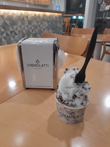 Opinii despre Cremolatti Alem în Leandro N. Alem - Gastronomía y hostelería