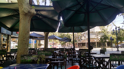 Clapton Café y Vinos