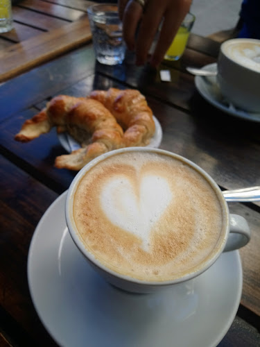 Opinii despre Clapton Café y Vinos în San Juan - Gastronomía y hostelería