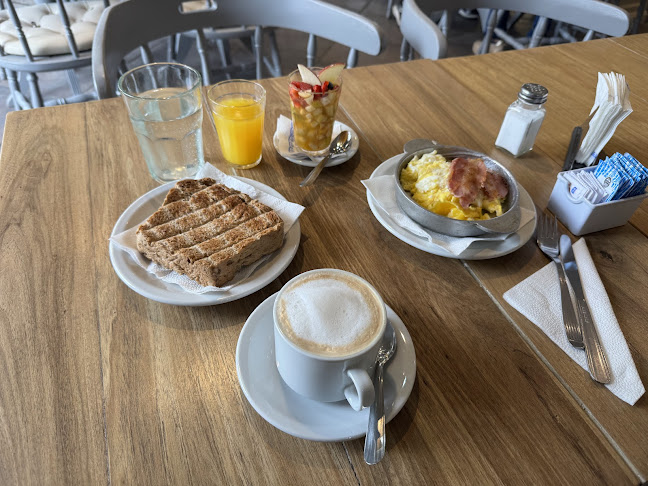 Gral. Martin Güemes 92, A4400 Salta