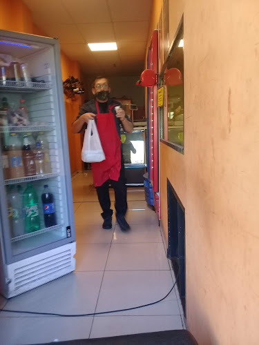 Opinii despre POLLERIA MAK POLLO în Neuquén - Gastronomía y hostelería