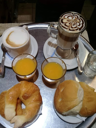 España 792, A4400 Salta