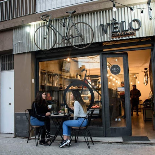 Vèlo Cafe&Bakery - Gastronomía y hostelería