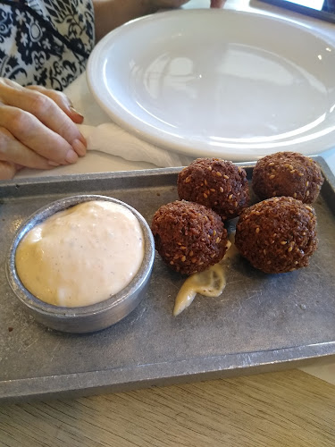 Paseo Libertad, Juan Martín Leguizamón 296 local 50, A4400 Salta