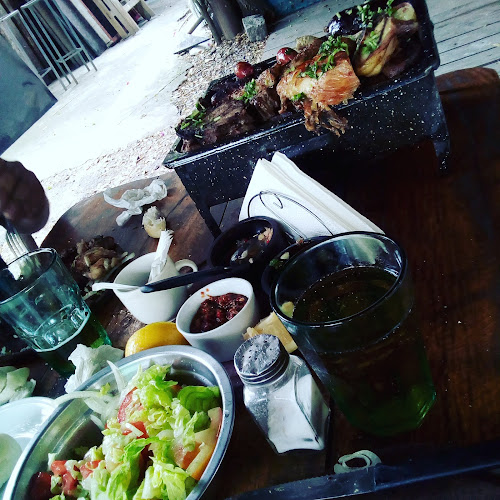 Opinii despre Parrilla La Estación în 9 de Abril - Gastronomía y hostelería