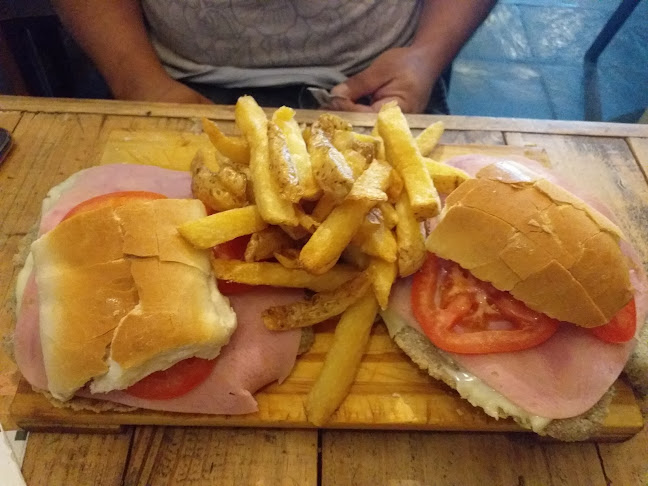 Comentarii opinii despre BURGUERTIN