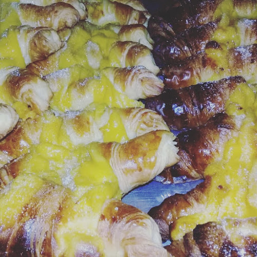 Opinii despre Panificación Los Porteños (Anexo Almacén y limpieza) în Lomas de - Gastronomía y hostelería