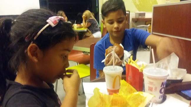 Opinii despre Heladería ticcio în Berisso - Gastronomía y hostelería