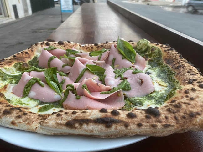 Comentarii opinii despre Artesanos Pizza Napoletana