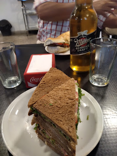 El Negro Sangucheria