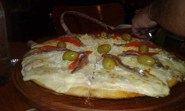 HUE, Av. San Martín 4099, S2001 Rosario, Santa Fe