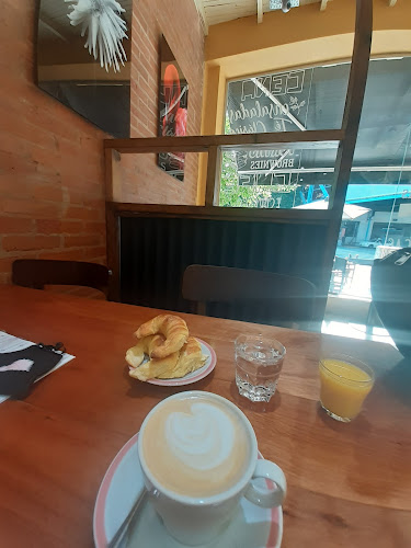 Opinii despre Regina resto bar în Olivos - Gastronomía y hostelería