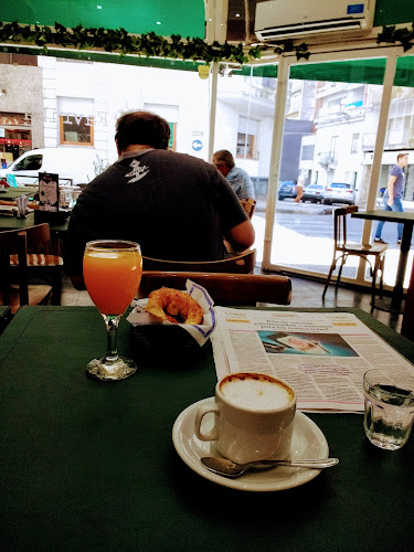 La Favrika Del Bajo Cafeteria