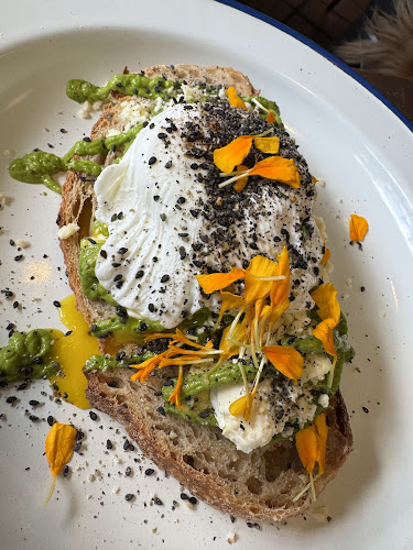 Comentarii opinii despre Blu Cafe San Isidro