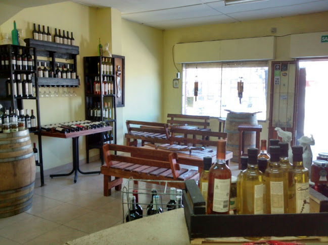 Opinii despre Vinoteca Viva La Pinta în Maipú - Gastronomía y hostelería