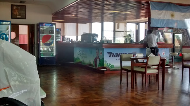 Comentarii opinii despre Hangar 9 Resto Bar