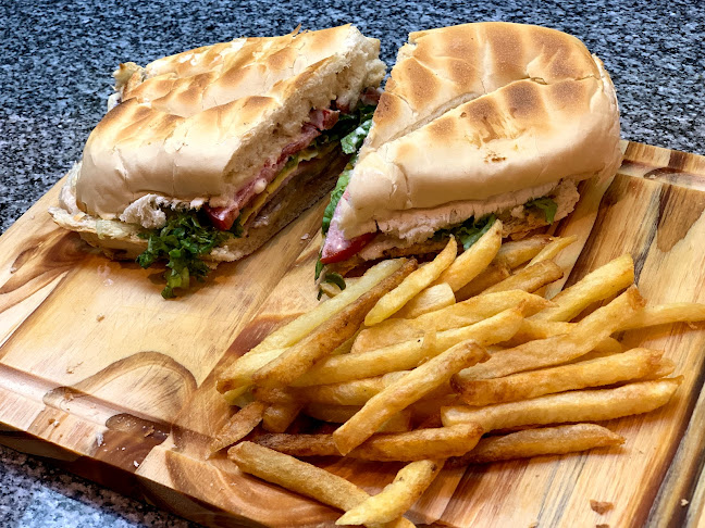 Comentarii opinii despre Alto Bar